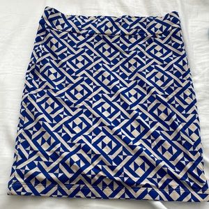 Patterned skirt small